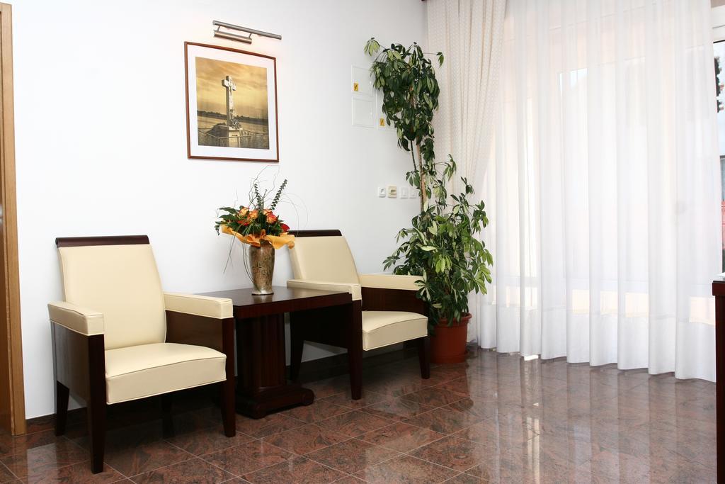 Apartmani Marbis Koprivnica Ngoại thất bức ảnh
